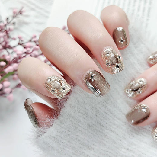 手作爆闪长猫眼美甲高级感手工甲片批发贴布契拉提指甲短款穿戴甲 商品图0