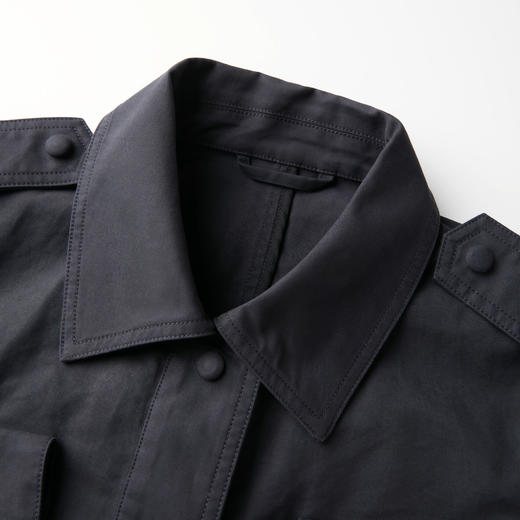 ROMI STUDIO“率性自我”100%棉多口袋收腰翻领工装外套 RWBAW81654 商品图2