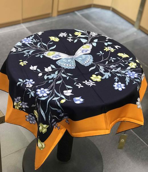 优品堂『风姿绰约』90×90斜纹绸桑蚕丝方巾 商品图2