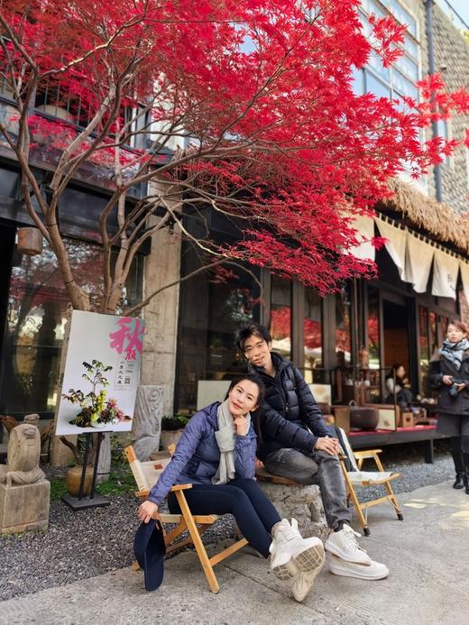 明月优选# lulu同款薄款休闲羽绒服[春暖] ,保暖鸭绒,显瘦修身 商品图3