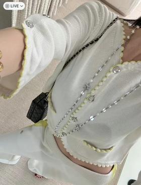 香奶奶 25C新款白色珐琅水钻双C珍珠项链毛衣链