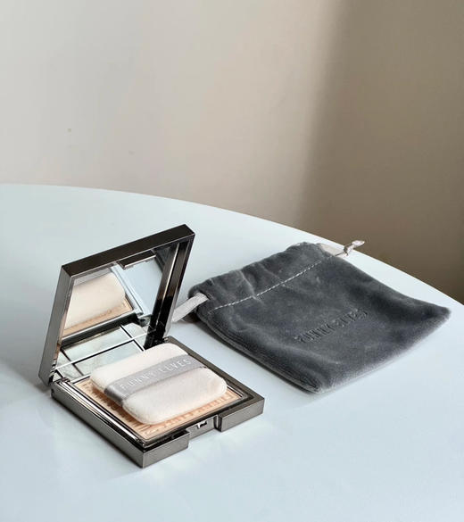 3D柔焦一触磨皮！新版funnyelves方里蜜粉饼7g控油定妆持久柔焦 商品图4