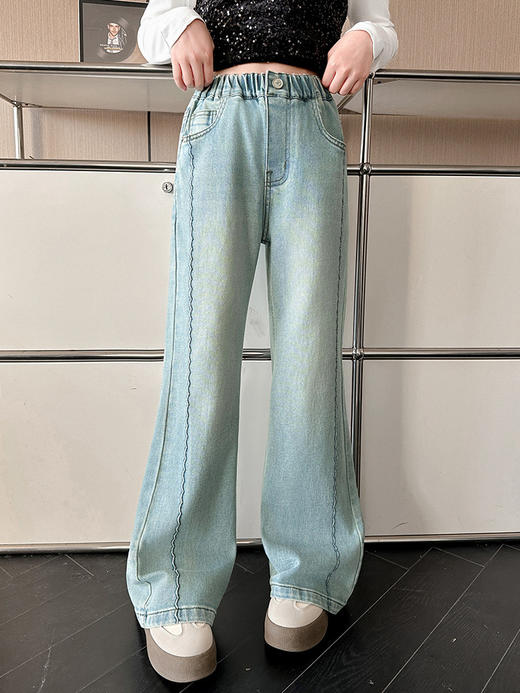 【春日童装 | 吾家波浪工艺喇叭裤】可穿至170码，面料柔软亲肤，不易变形好打理，细节设计精致到位，肤感舒适透气，腰部弹力设计，侧插口袋方便装物，风格简约百搭。 商品图0