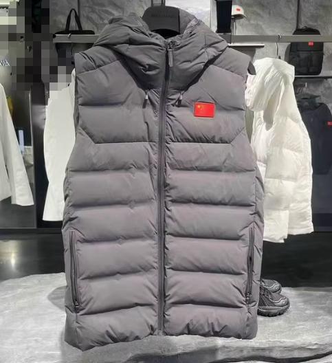 安踏冠军全天候系列2024冬男士修身立领防泼水羽绒马甲152440906 商品图2