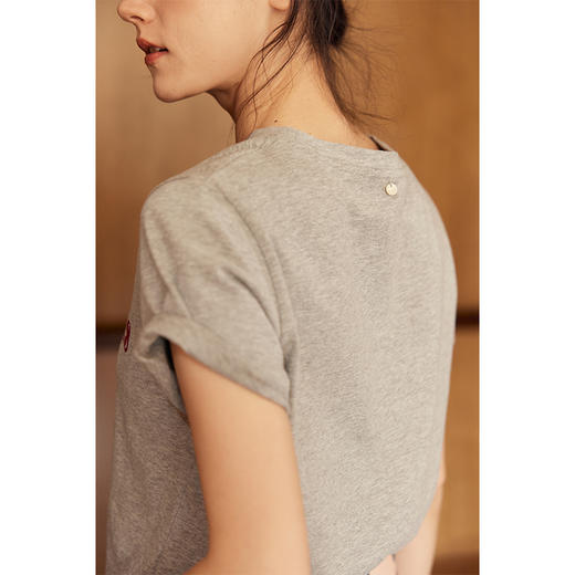 HeyDress植绒字母印花T恤女夏季圆领宽松显瘦短袖百搭休闲上衣 商品图3