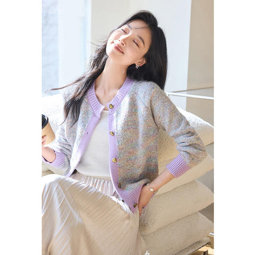 VICTORIA&VERA女装春季“松塔奶油”韩系撞色软糯别致爱心扣圆领针织外套 商品图3