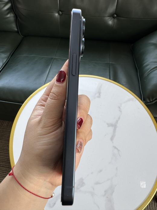 编号903375-苹果iPhone15ProMax/256G/蓝色，原装机器，国行双卡5G手机，9.8新成色好，原机电池92%，特价6599元！质检工程师已深度检测通过，请放心购买！ 商品图5