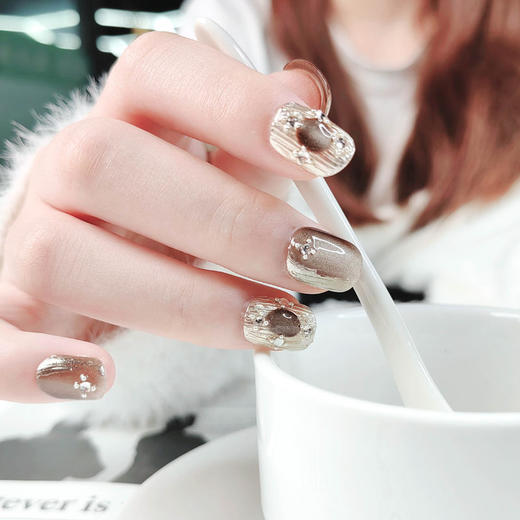 手作爆闪长猫眼美甲高级感手工甲片批发贴布契拉提指甲短款穿戴甲 商品图1