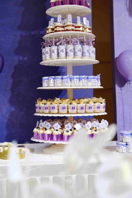 8层甜品蛋糕（提前5天预定） 商品图1