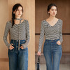 HeyDress飘带条纹T恤女春季复古V领内搭打底衫正反两穿长袖上衣 商品缩略图0