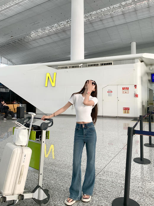 <曾小咸推荐>腰头双扣牛仔微喇裤 日常199.99/件 立减100 秒杀99.99/件！！ 商品图5