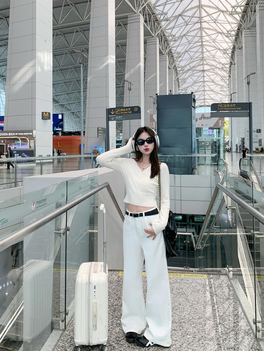 <曾小咸推荐>V领修身短款针织衫 日常149.99/件 立减90 秒杀59.99/件！！ 商品图9