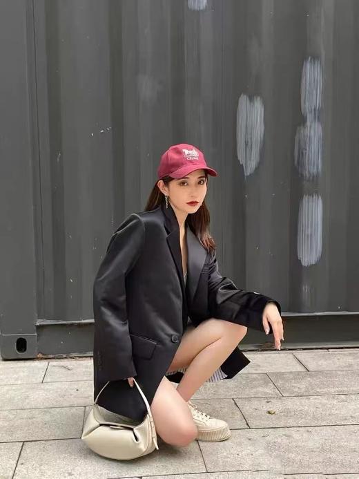 七夕福利-NO退 醋酸~明星同款【外套】缎面65%醋酸爱心条纹镂空西装外套-喜出 商品图3