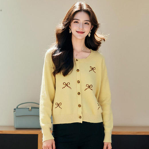 奢姿2025春装新款大码女装亮片圆领针织衫单排扣装饰气质优雅毛衣9651669582 商品图0