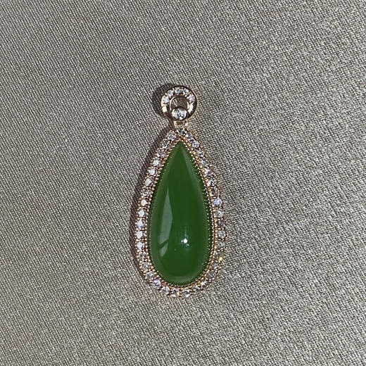 18K玫瑰金和田玉（碧玉）水滴镶钻吊坠 /单面水滴8*18mm/高色苹果绿 商品图0