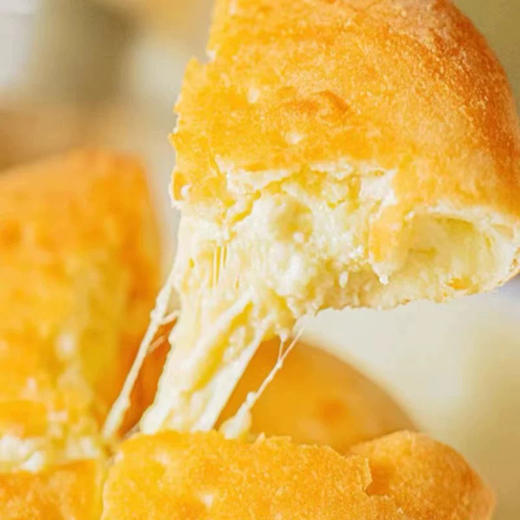 小黄象原制奶酪饼，配料表干净，无任何添加剂，方便好吃！100克/袋，一组5袋 商品图1