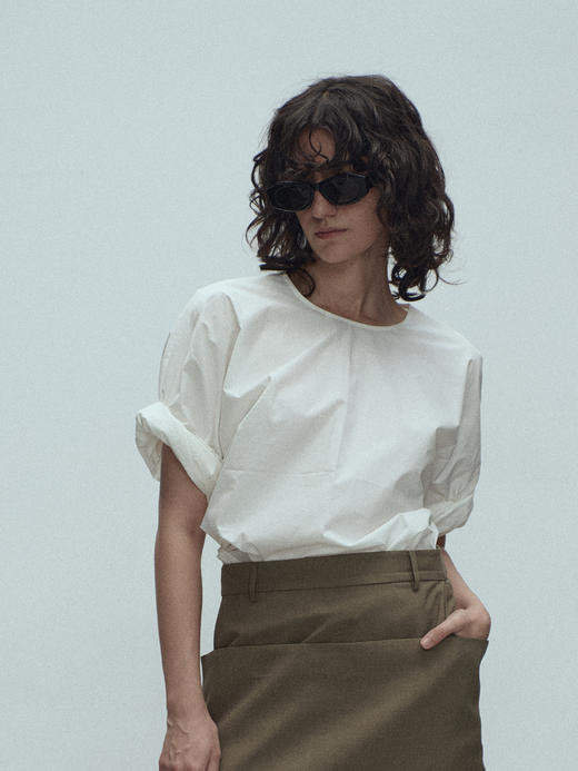VC｜SS25112 Udo rolled up top  [短袖上衣 白 / 黑 ] 商品图3