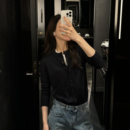 ROMI STUDIO“基础优雅”扬子纱100%绵羊毛圆领长袖开衫RW24AS90947 商品图0