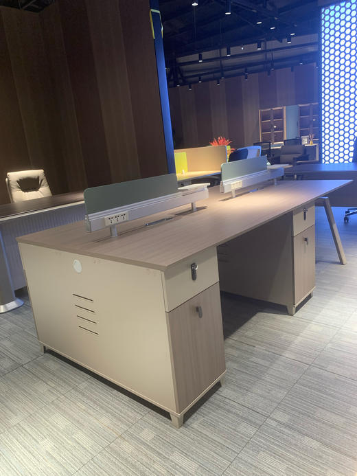 4人位办公台/A520-B-2116 商品图0