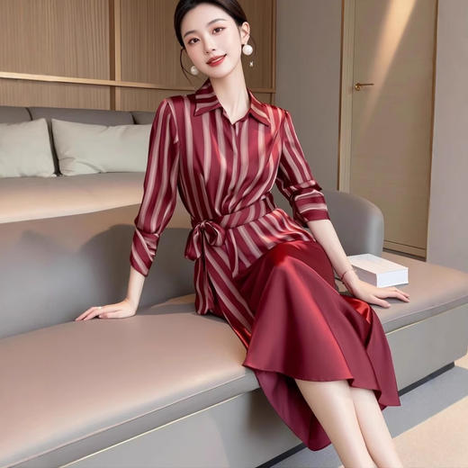 高级感干练气质女神范高端小香风条纹衬衫套装裙 商品图1