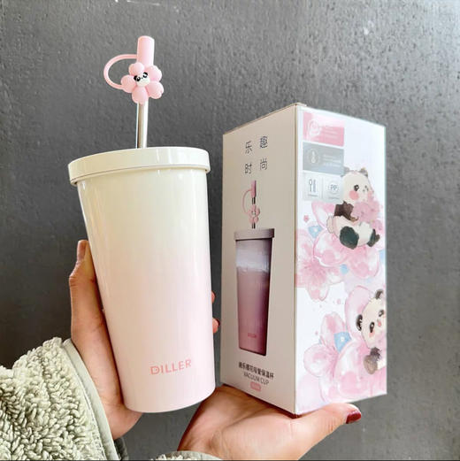 迪乐贝尔樱花熊猫吸管保温杯D9311-560ml 商品图3