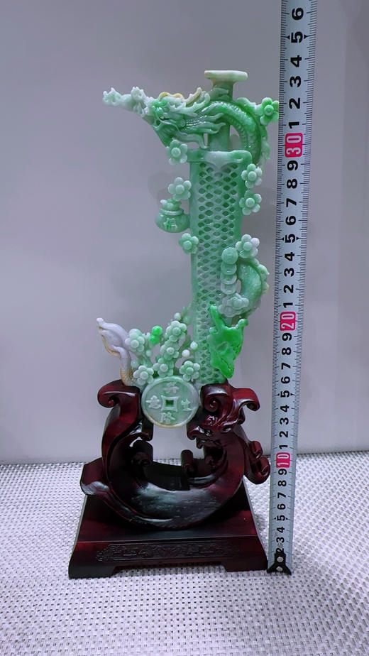 620873翡翠摆件【龙泉宝剑】 商品图2