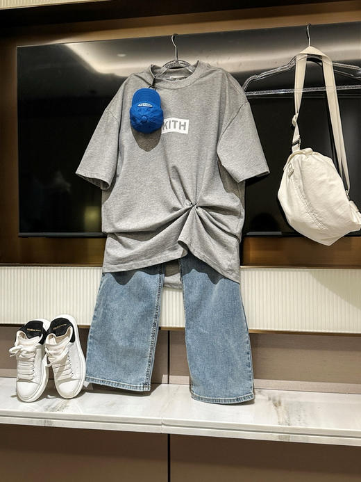 KI/TH同款植绒字母短袖T恤 商品图6