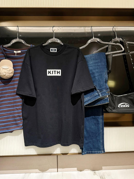 KI/TH同款植绒字母短袖T恤 商品图11