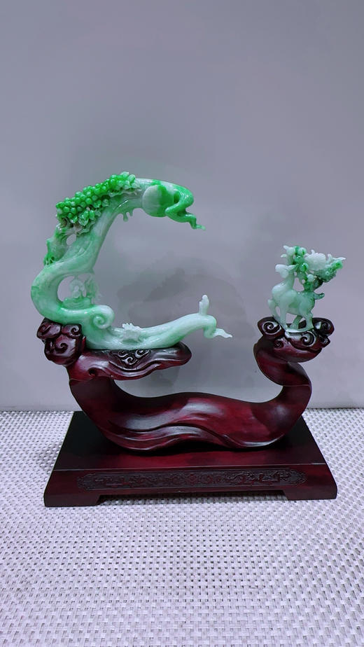 620871翡翠摆件【一路相伴 鹿鸣蝉音】 商品图3