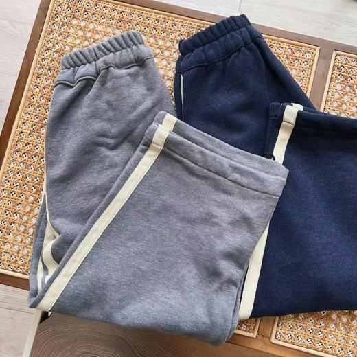 2025春季男女儿童软绵糯糯侧边条纹校园风通勤休闲直筒运动裤 商品图0