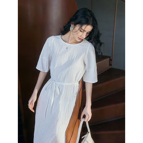 初棉泡泡皱肌理连衣裙