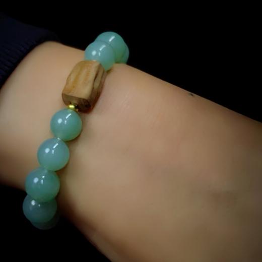 翡翠珠串配老山檀 商品图3