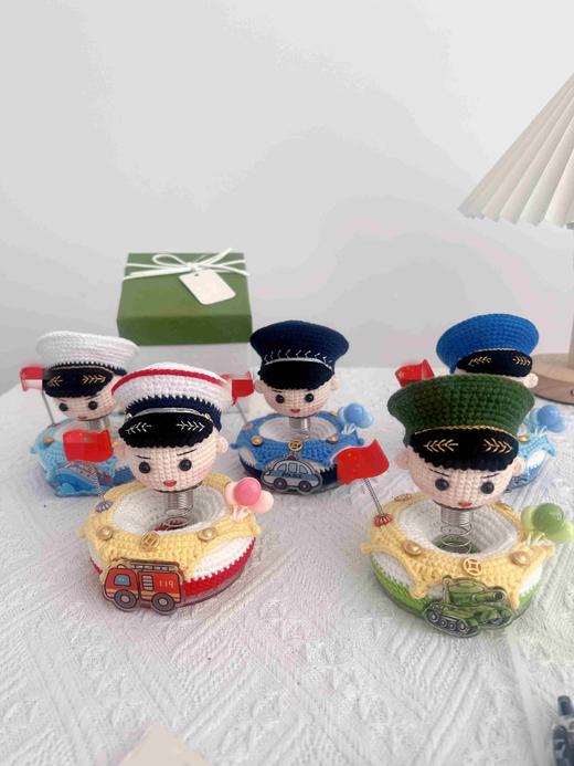 【DIY纯手工钩织卡通摇摇乐摆件】可爱纯手工钩织娃娃车载摆件（手工产品不支持退换）LQQ 商品图0