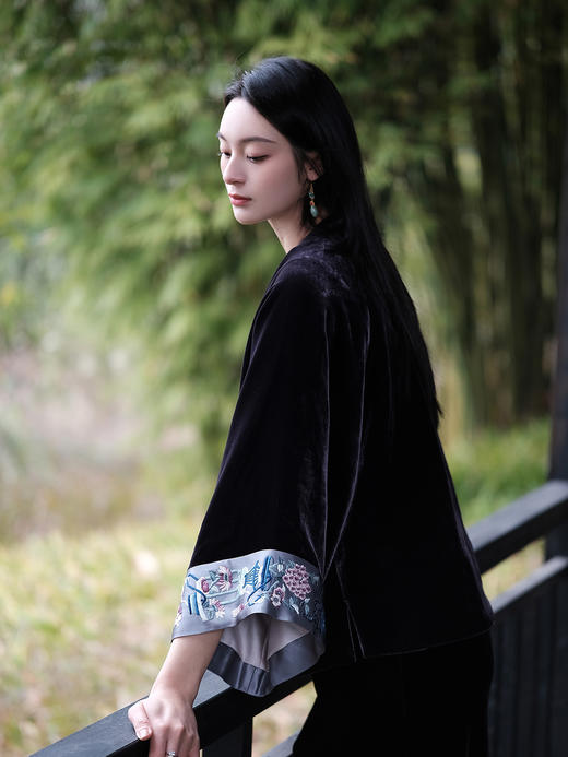 下架|盛唐牡丹&王小潇联名| 平安富贵丝绒褂 商品图5