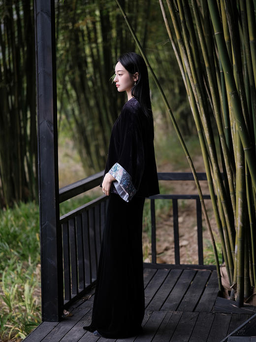 下架|盛唐牡丹&王小潇联名| 平安富贵丝绒褂 商品图10