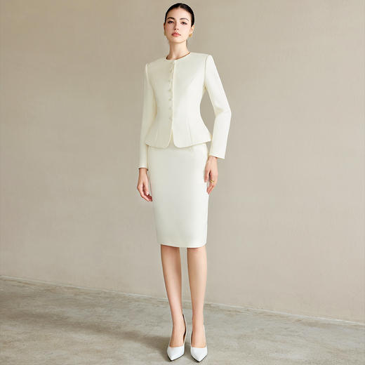 IWY/米白色亮丝西装套裙职业西装套装女正装高级感白色西服气质名媛范职业装套裙工作服CS2103-M 商品图4