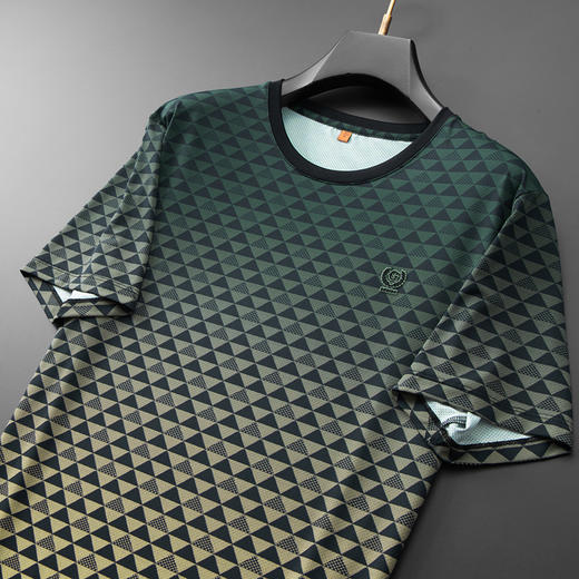 【DWP】大依优型大码圆领短袖T恤加肥加大男士大号弹力透气舒适夏季半袖 商品图4