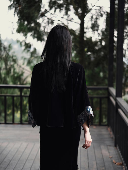 下架|盛唐牡丹&王小潇联名| 平安富贵丝绒褂 商品图11