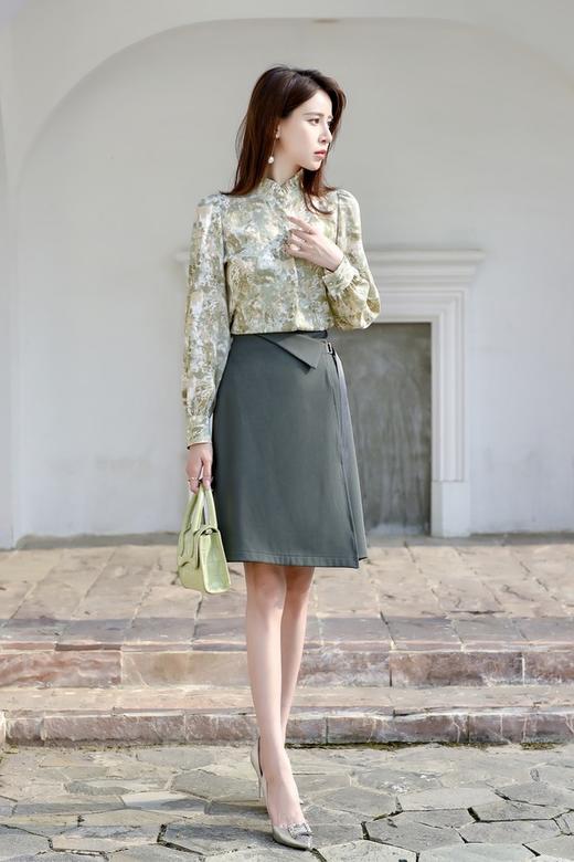 Le Malene 墨绿色高腰A字及膝半裙 15483 商品图1