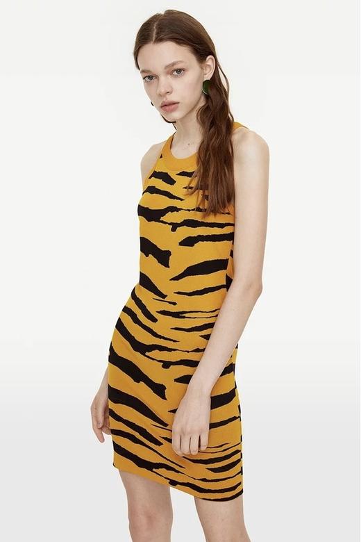 URBAN REVIVO 虎纹无袖针织连衣裙 15728 商品图0