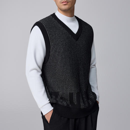 墨麦客男装纯色V领针织背心男2024秋冬新款提花肌理男士毛衣21820 商品图1