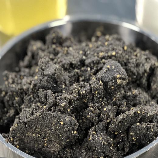 玥小妹爆浆黑芝麻包/奶香紫薯包420g（70g*6个）/袋*2袋优质小麦粉，天然食材 无过多添加，🈚️香精🈚️色素🈚️防腐剂 商品图2