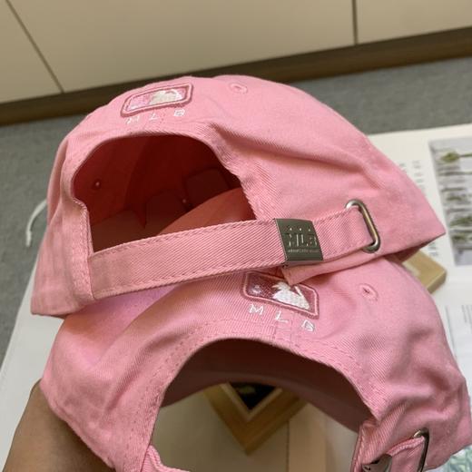 点此购买 MLB字母刺绣纯棉软顶棒球帽 nn 310067 商品图7