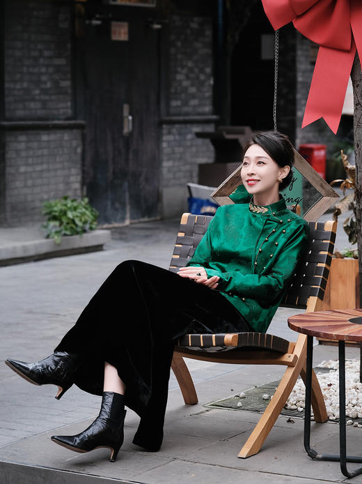 东方境X郭培| 刺绣提花新中式上衣-祖母绿 商品图5