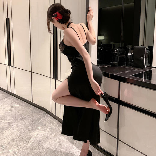 霏慕 轻熟御姐风挂脖吊带长裙6521 情趣内衣性感睡裙 商品图2