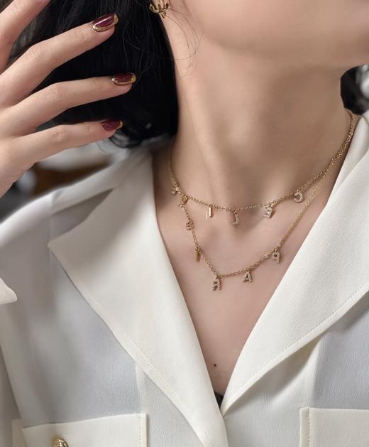 赛家 新款金色满钻字母小吊坠双层项链 商品图0