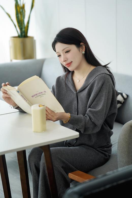 现货 臣禾	连帽针织开衫短外套JZ251090175 商品图2