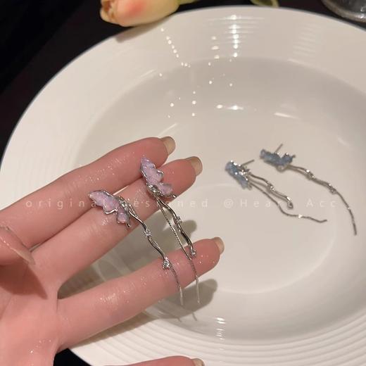 S925银针轻奢小众珍珠耳钉女百搭气质长款流苏耳环高级感耳饰 商品图3