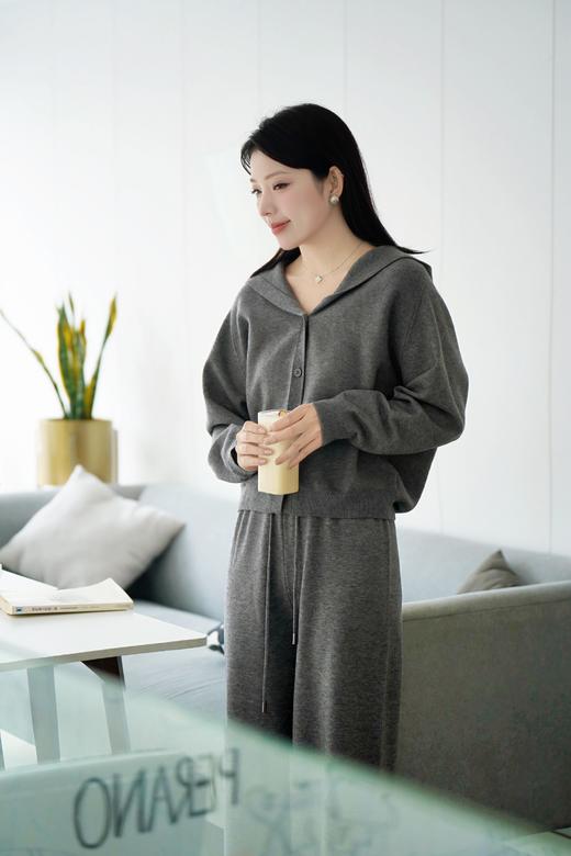 现货 臣禾	连帽针织开衫短外套JZ251090175 商品图3