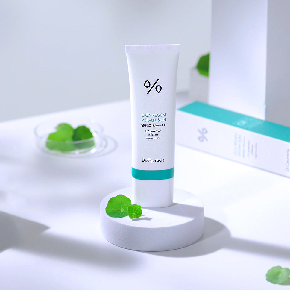 【买一赠一 】韩国院线防晒舒罗蔻舒缓防晒霜SPF50+ PA++++ 积雪草清爽水润防紫外线面部隔离乳 50ml/支